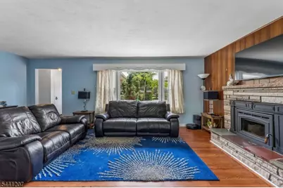 336 Darby Ln, Mountainside, NJ 07092 - Photo 8
