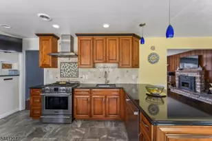 336 Darby Ln, Mountainside, NJ 07092 - Photo 14