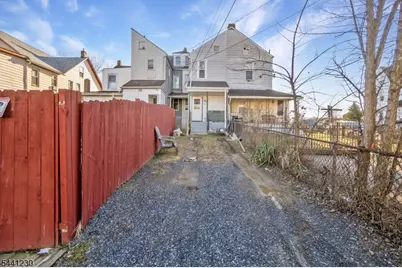 19 Railroad Ave, Phillipsburg, NJ 08865 - Photo 28