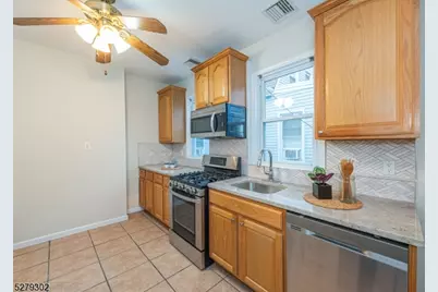 165 Hillside Ave #2, Glen Ridge, NJ 07028 - Photo 16