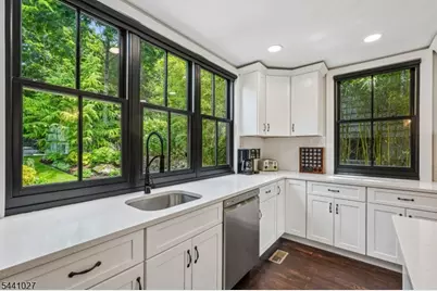 63 Ravine Ave, Caldwell, NJ 07006 - Photo 14