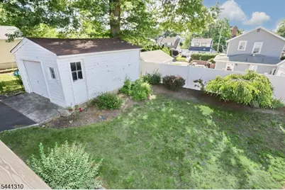49 S Franklin Ave, Bergenfield, NJ 07621 - Photo 38