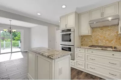 32 Bellows Ln, Montville Township, NJ 07082 - Photo 16