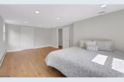 32 Bellows Ln, Montville Township, NJ 07082 - Photo 26