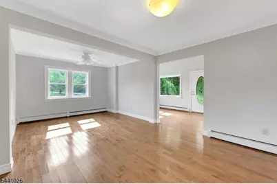 32 Bellows Ln, Montville Township, NJ 07082 - Photo 8