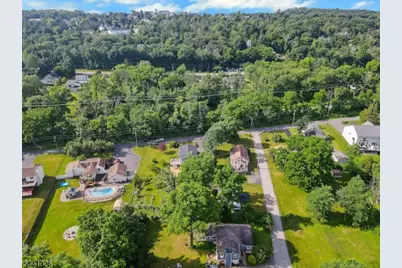 32 Bellows Ln, Montville Township, NJ 07082 - Photo 48