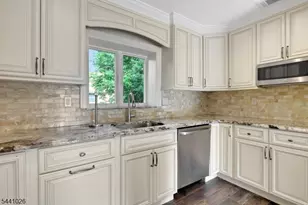 32 Bellows Ln, Montville Township, NJ 07082 - Photo 18