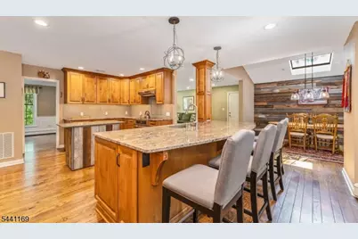 7 Farview Dr, Clinton Township, NJ 08801 - Photo 24