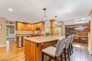 7 Farview Dr, Clinton Township, NJ 08801 - Photo 24
