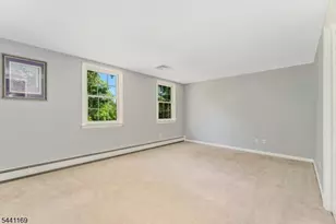 7 Farview Dr, Clinton Township, NJ 08801 - Photo 40