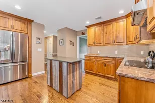 7 Farview Dr, Clinton Township, NJ 08801 - Photo 18