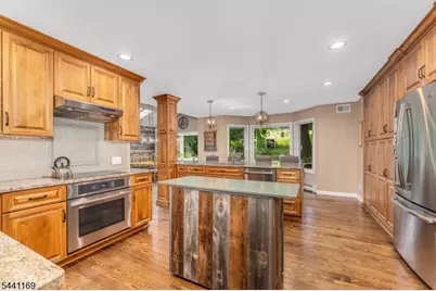 7 Farview Dr, Clinton Township, NJ 08801 - Photo 20