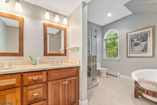 7 Farview Dr, Clinton Township, NJ 08801 - Photo 38
