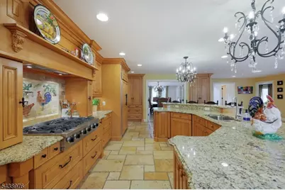 2 Estelle Pl, Cranford Township, NJ 07016 - Photo 20