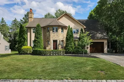 2 Estelle Pl, Cranford Township, NJ 07016 - Photo 1