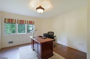 2 Estelle Pl, Cranford Township, NJ 07016 - Photo 24