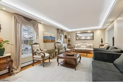 822 Pompton Ave #2, Cedar Grove, NJ 07009 - Photo 8