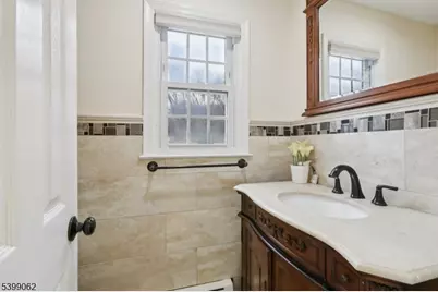 822 Pompton Ave #2, Cedar Grove, NJ 07009 - Photo 14