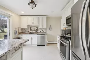 822 Pompton Ave, Cedar Grove, NJ 07009 - Photo 12