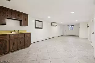 822 Pompton Ave, Cedar Grove, NJ 07009 - Photo 22