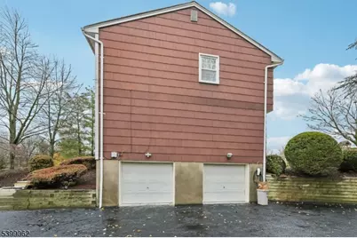 822 Pompton Ave #2, Cedar Grove, NJ 07009 - Photo 4