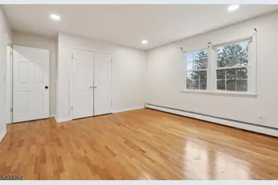 822 Pompton Ave #2, Cedar Grove, NJ 07009 - Photo 38
