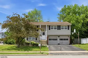 71 Clover Hill Dr, Mount Olive, NJ 07836 - Photo 1