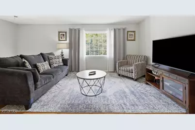 71 Clover Hill Dr, Mount Olive, NJ 07836 - Photo 6