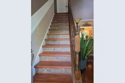 223 Coldspring Ct, Franklin Township, NJ 08873 - Photo 4