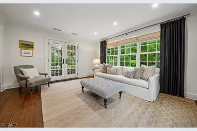 27 Pine Grove Ave, Summit, NJ 07901 - Photo 16