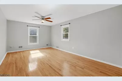 102 Robin Way, Readington, NJ 08853 - Photo 24