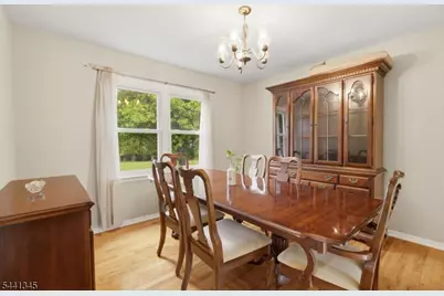 102 Robin Way, Readington, NJ 08853 - Photo 18