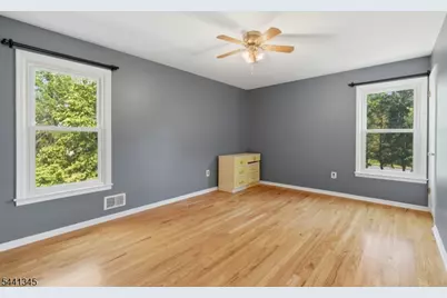 102 Robin Way, Readington, NJ 08853 - Photo 34
