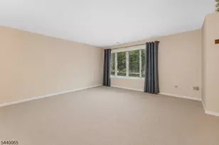 25 Augusta Dr, Clinton Township, NJ 08801 - Photo 6
