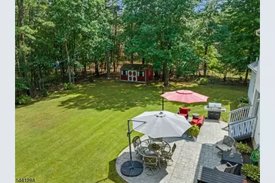 6 Drift Rd, Freehold Township, NJ 07728 - Photo 2