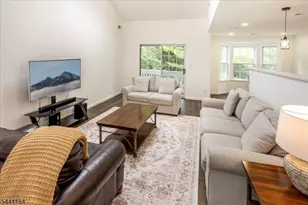18 Whisper Way, Roxbury Township, NJ 07852 - Photo 2