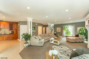 103 Passaic Valley Rd, Montville Township, NJ 07045 - Photo 8