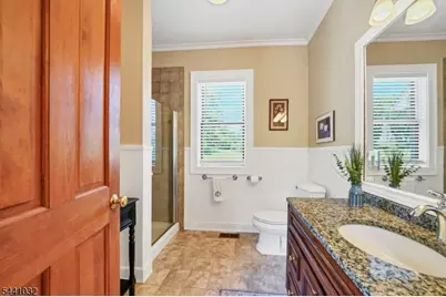 234 Fairview Ave, Washington Township, NJ 07853 - Photo 20
