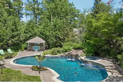 4 Holmehill Ln, Roseland, NJ 07068 - Photo 50