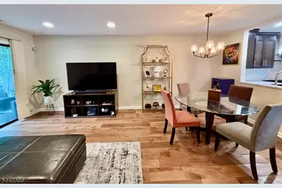 1104 Woodbridge Commons Way #1104, Woodbridge Township, NJ 08830 - Photo 10