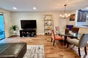 1104 Woodbridge Commons Way, Woodbridge Township, NJ 08830 - Photo 10