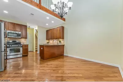 76 Samson Dr, Raritan Township, NJ 08822 - Photo 8