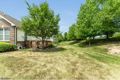 76 Samson Dr, Raritan Township, NJ 08822 - Photo 34