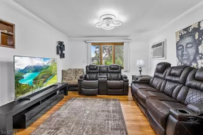 101 Maple Hill Rd, Clifton, NJ 07013 - Photo 4
