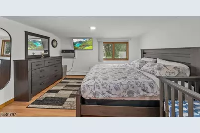 101 Maple Hill Rd, Clifton, NJ 07013 - Photo 14
