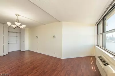 7004 Kennedy Blvd East #39f, Guttenberg Town, NJ 07093 - Photo 6