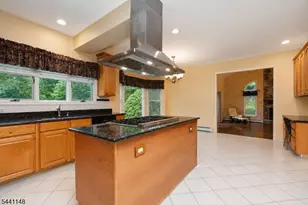 181 Berkley Ave, Montgomery Township, NJ 08502 - Photo 22