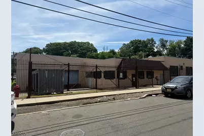 123 Manchester Pl, Newark, NJ 07104 - Photo 2
