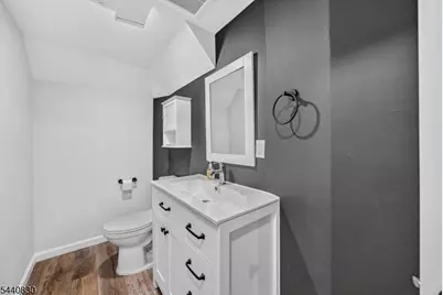 42 Donnalin Pl, Clifton, NJ 07013 - Photo 26