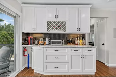 42 Donnalin Pl, Clifton, NJ 07013 - Photo 14